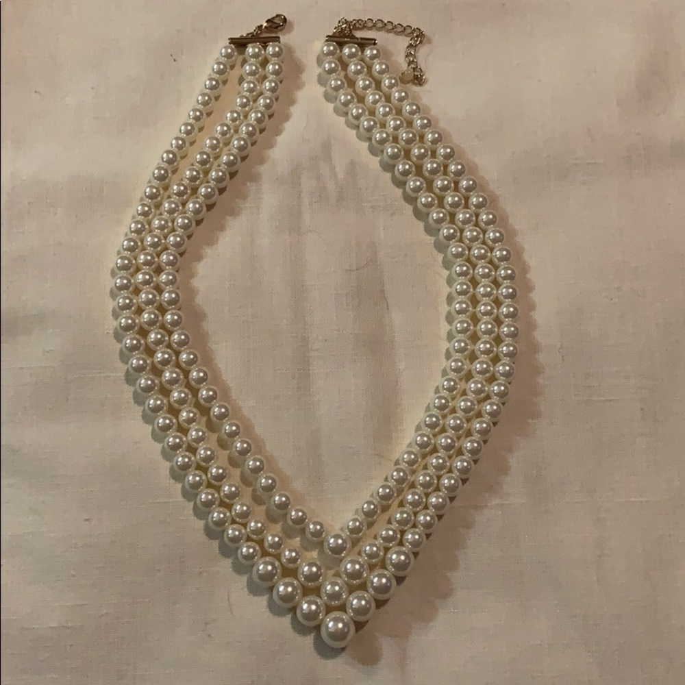 Fashion necklace and earring set